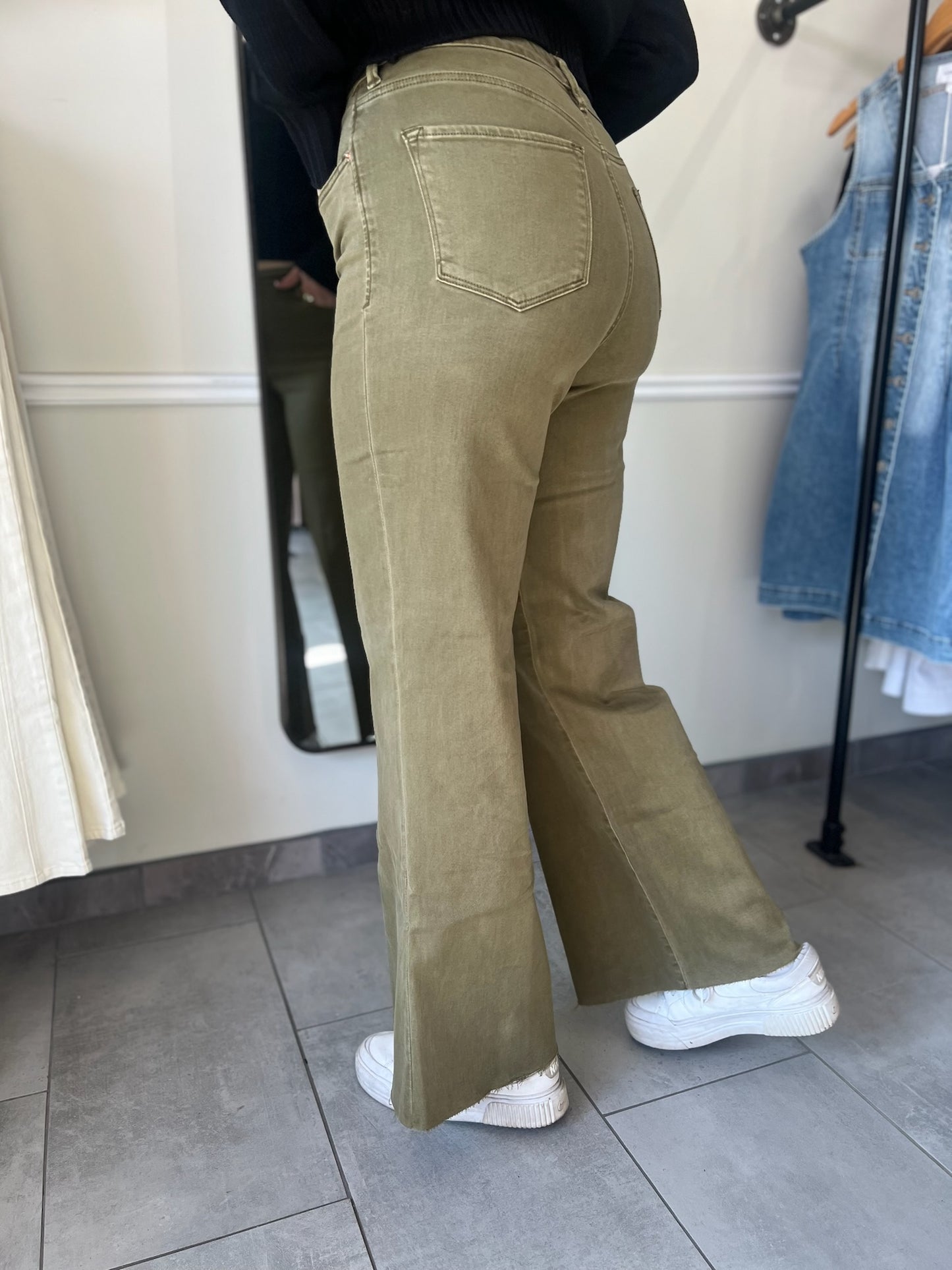 Fiona Wide Leg Jeans - Olive Branch