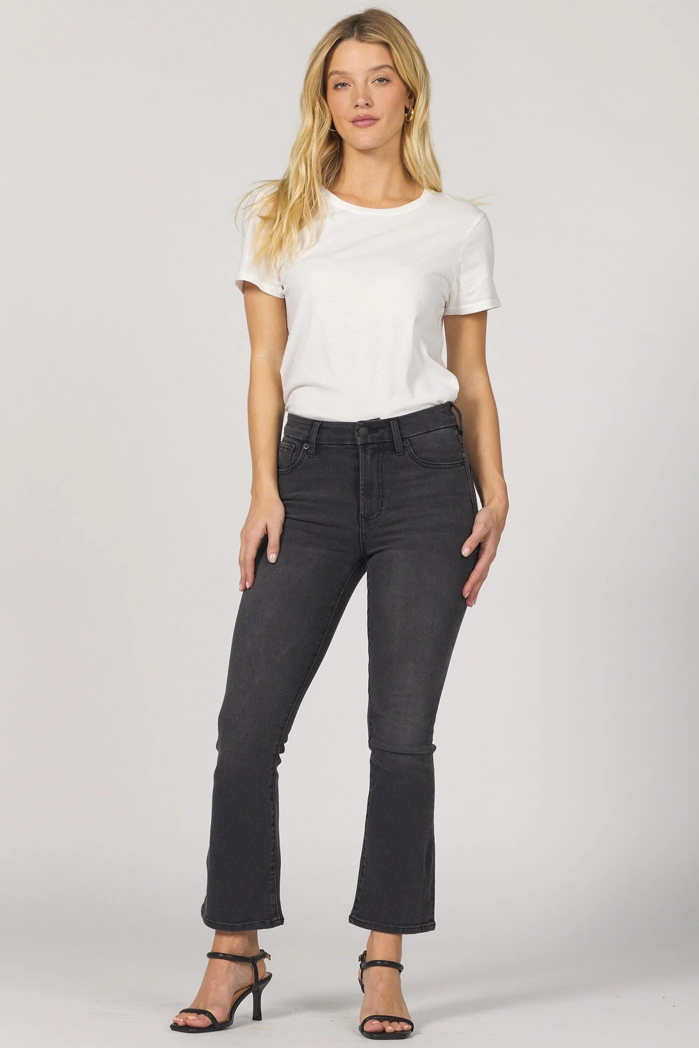 Jeanne Flare Jeans - Crosscreek