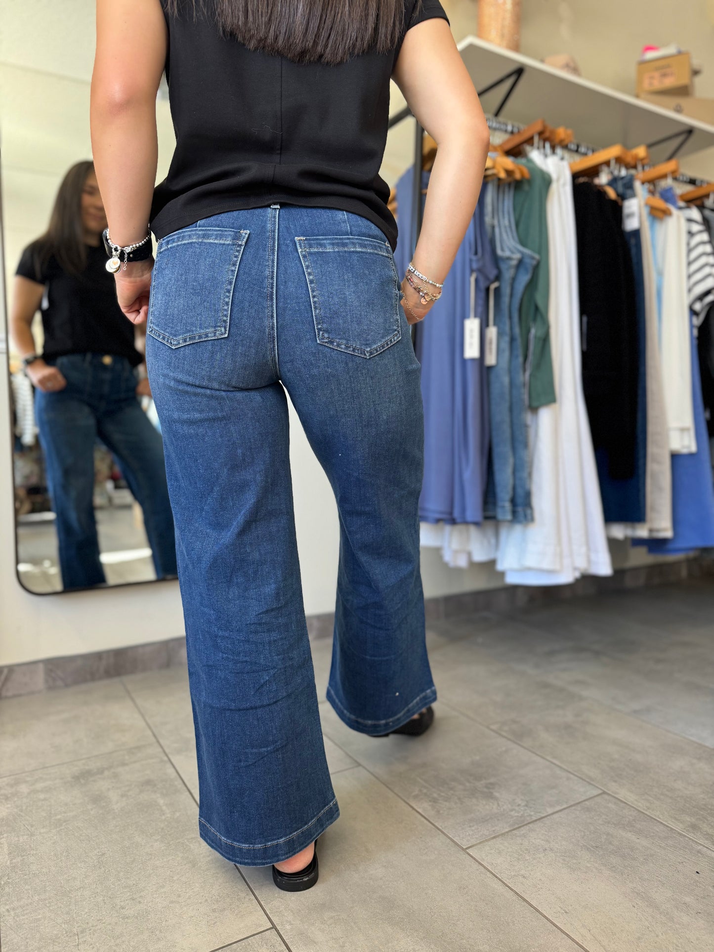 Meg High Rise Wide Legs - Dark Wash