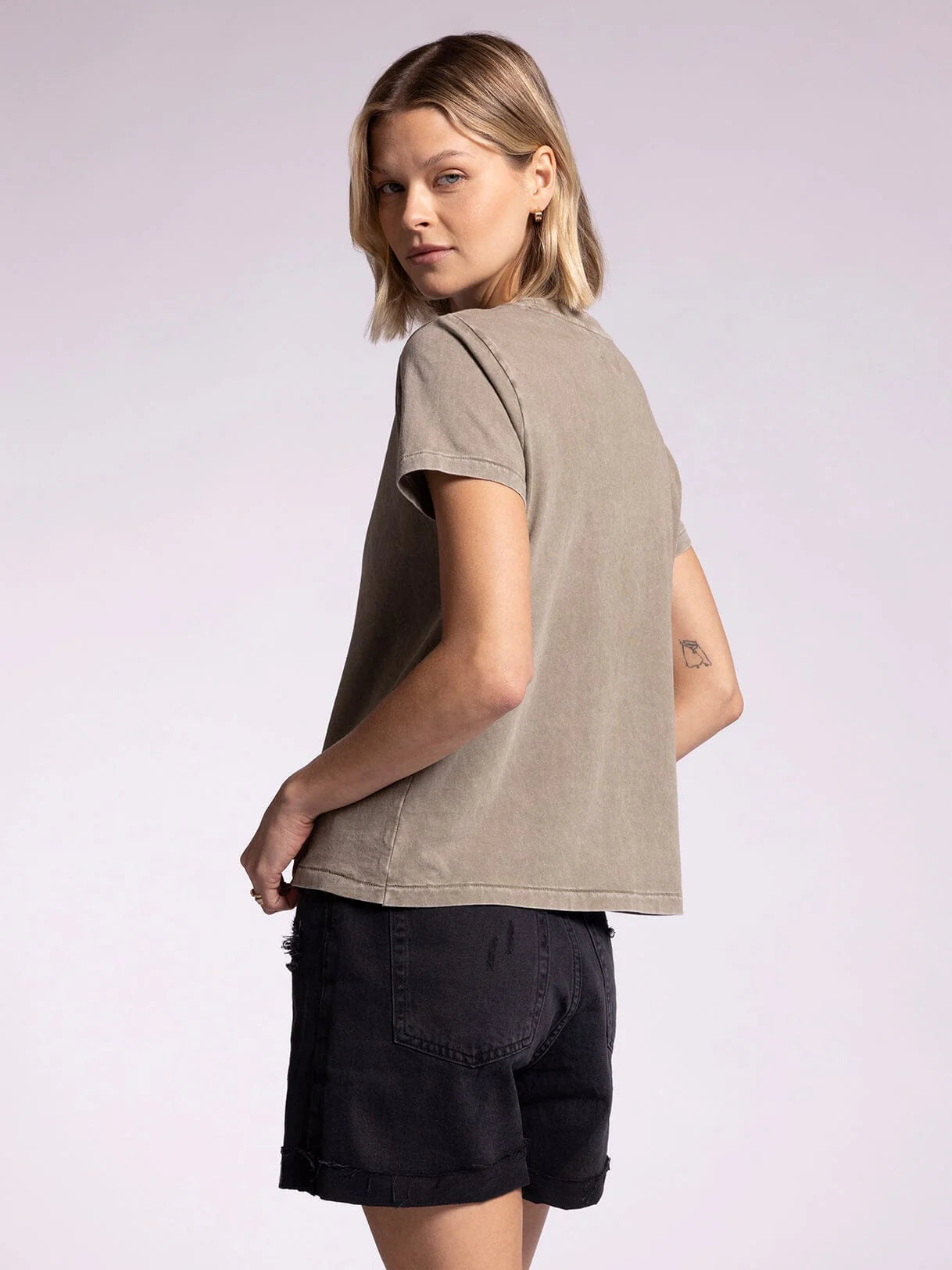 Asher Tee - Dried Sage