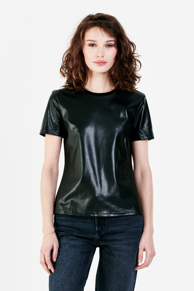 Reese Short Sleeve image 0