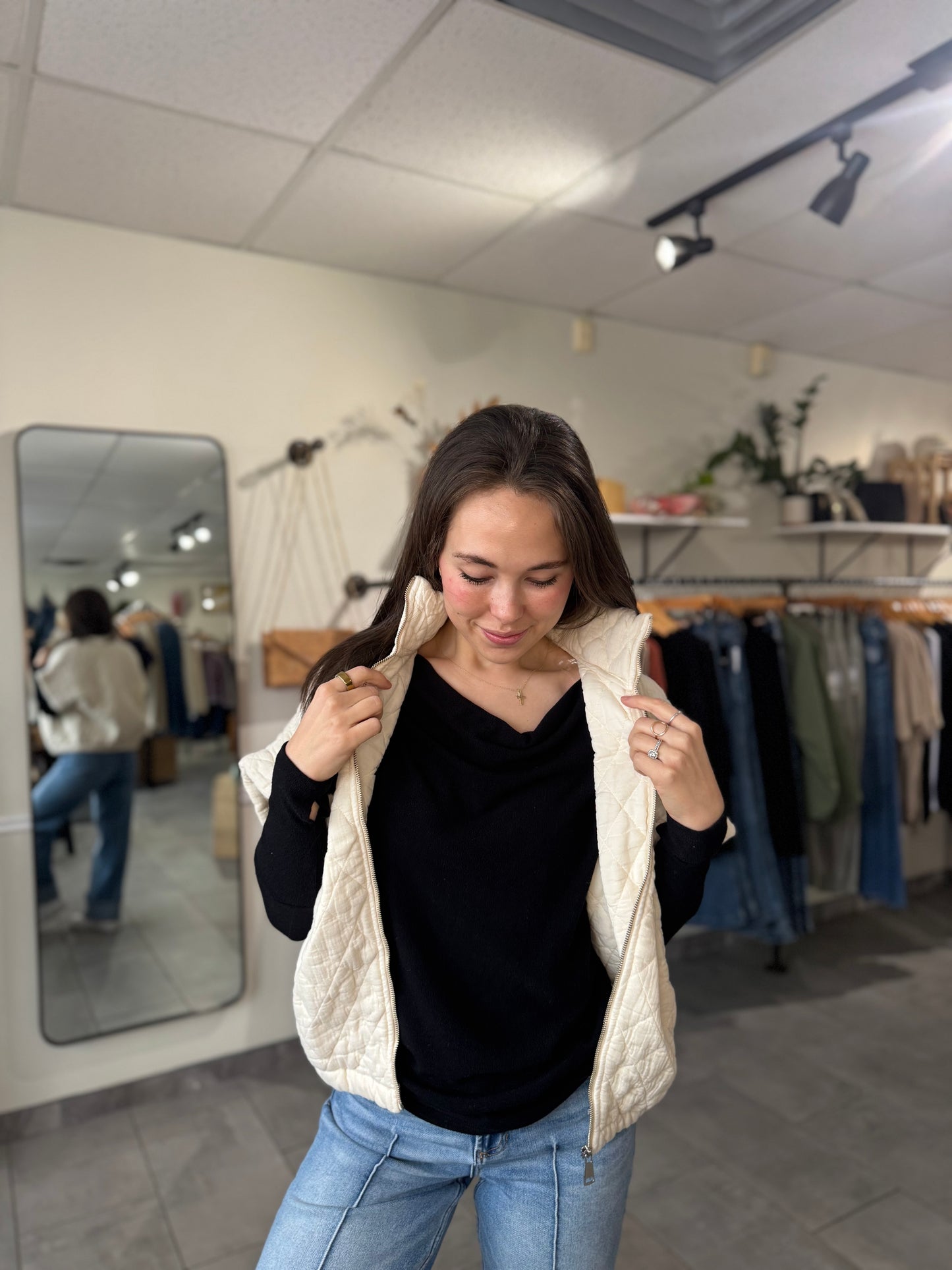 Charlston Quilted Short Sleeve Jacket | Butter Milk