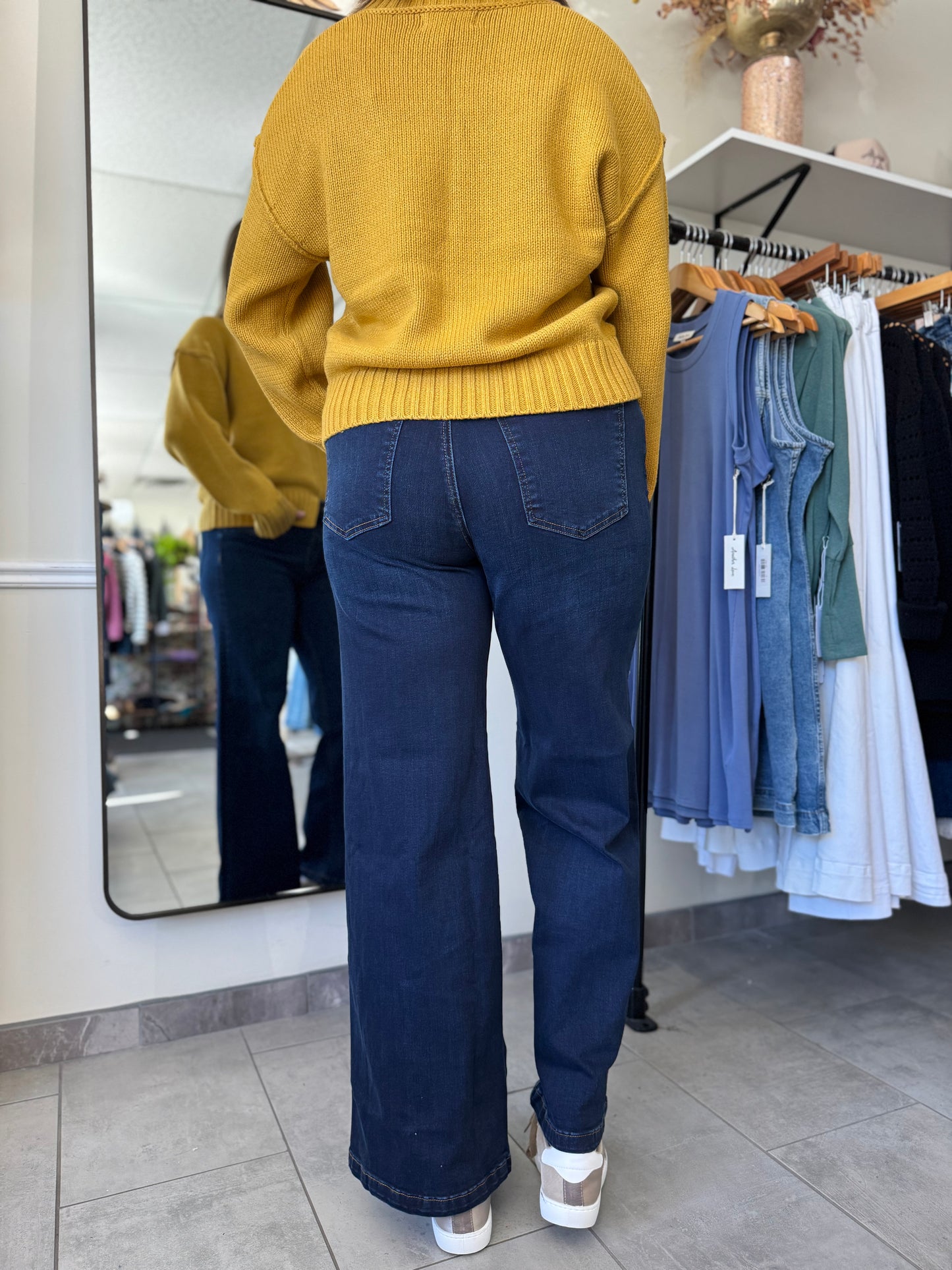 Jean High Rise Wide Legs - Attributable