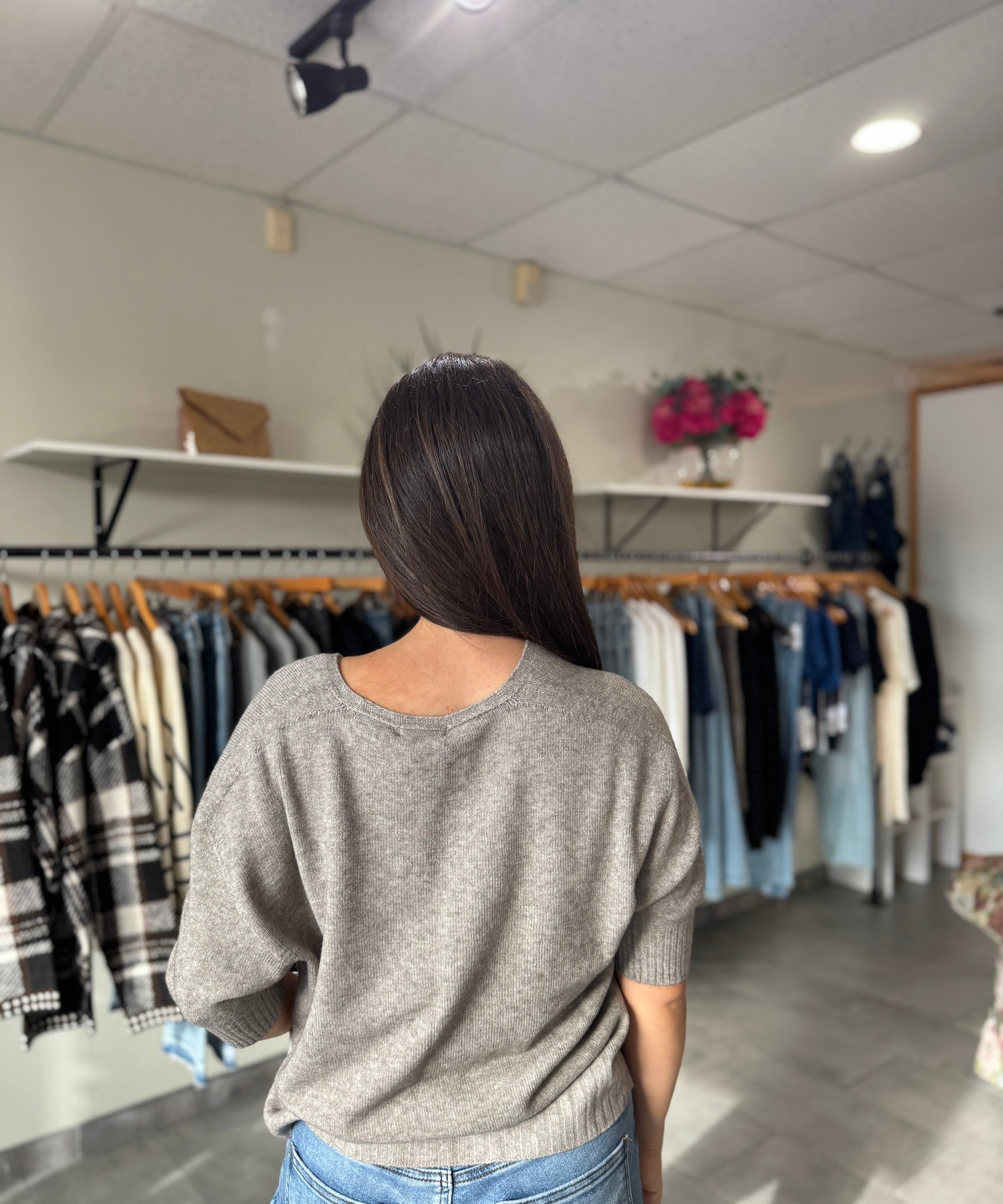 Italian V-Neck Lightweight Knit Top | Mochaccino