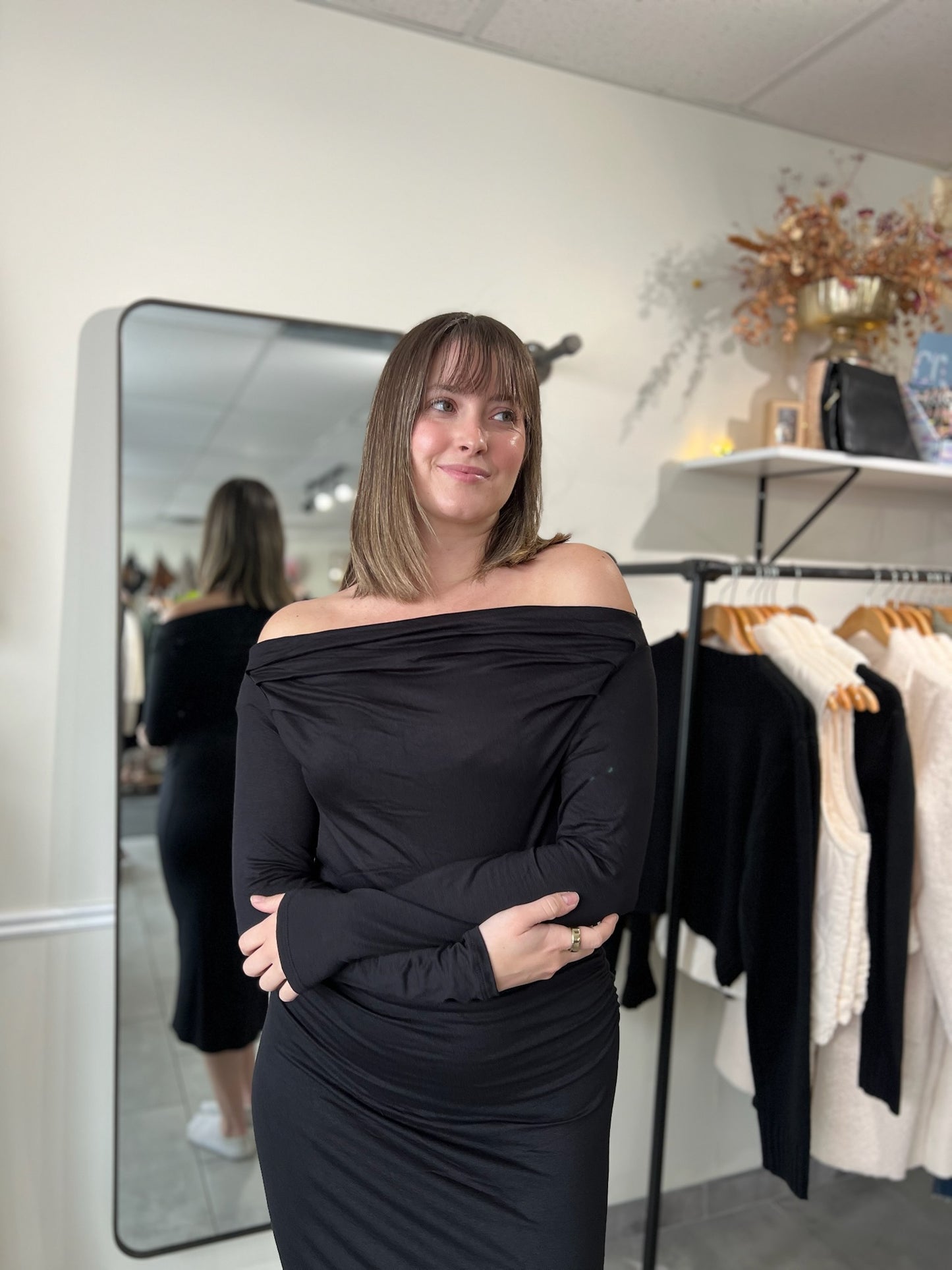 Off the Shoulder Maxi Dress | Black