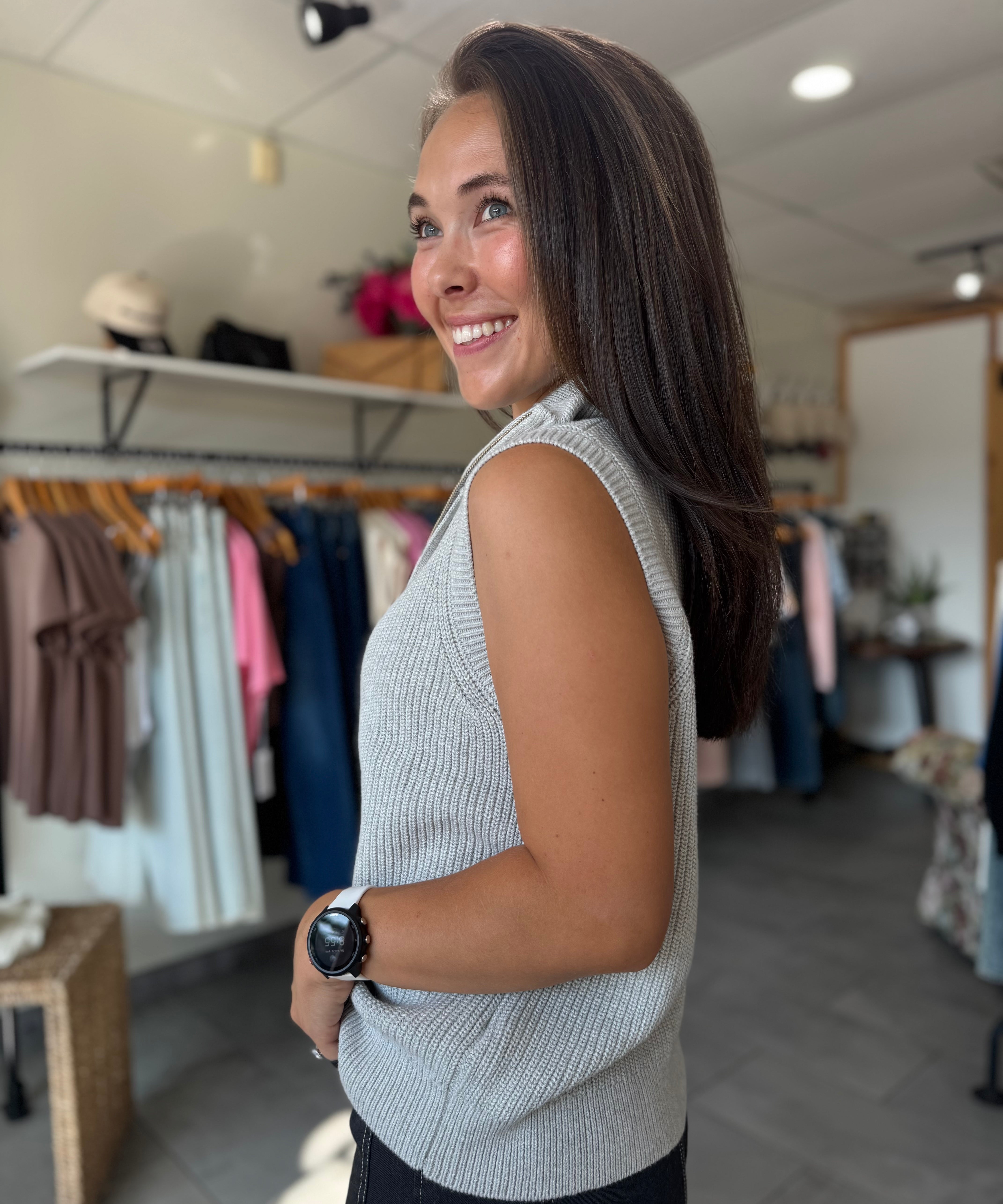 Zyma Sleeveless Sweater Vest | Heather Grey