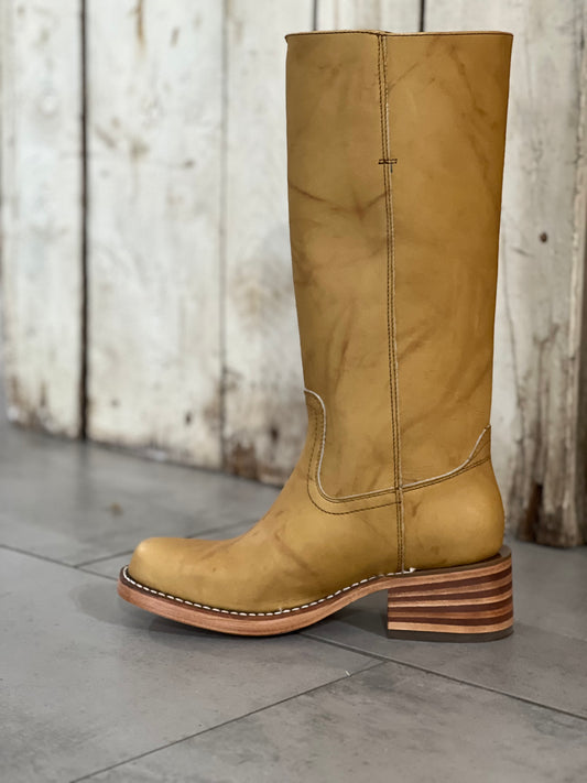 Frye Campus 14L | Banana