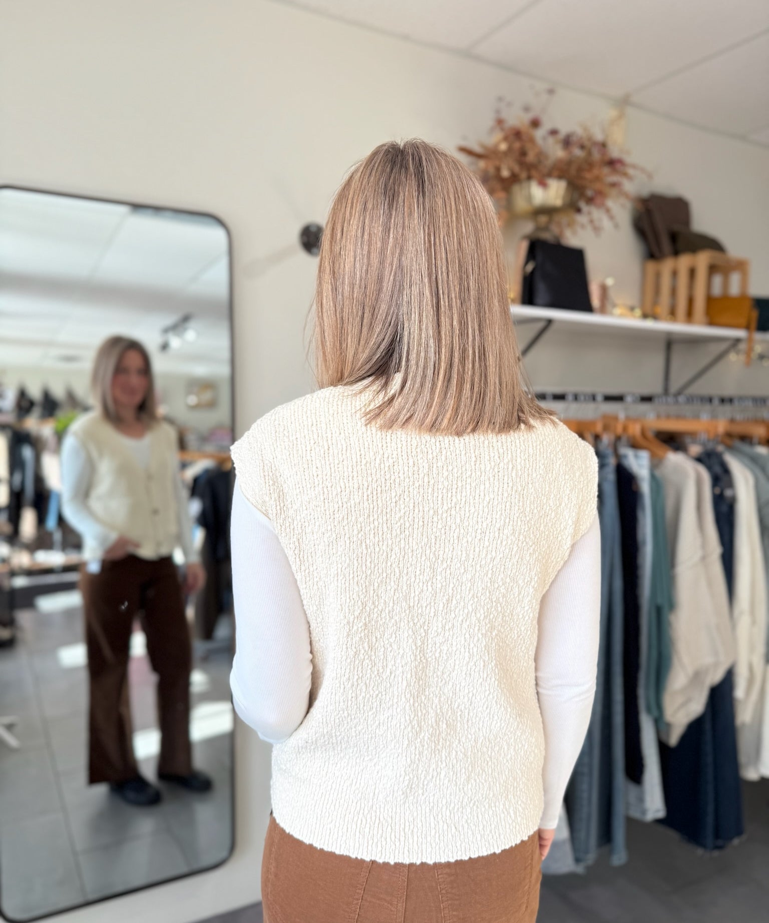 Emma Short Sleeve Cardigan - Vintage White