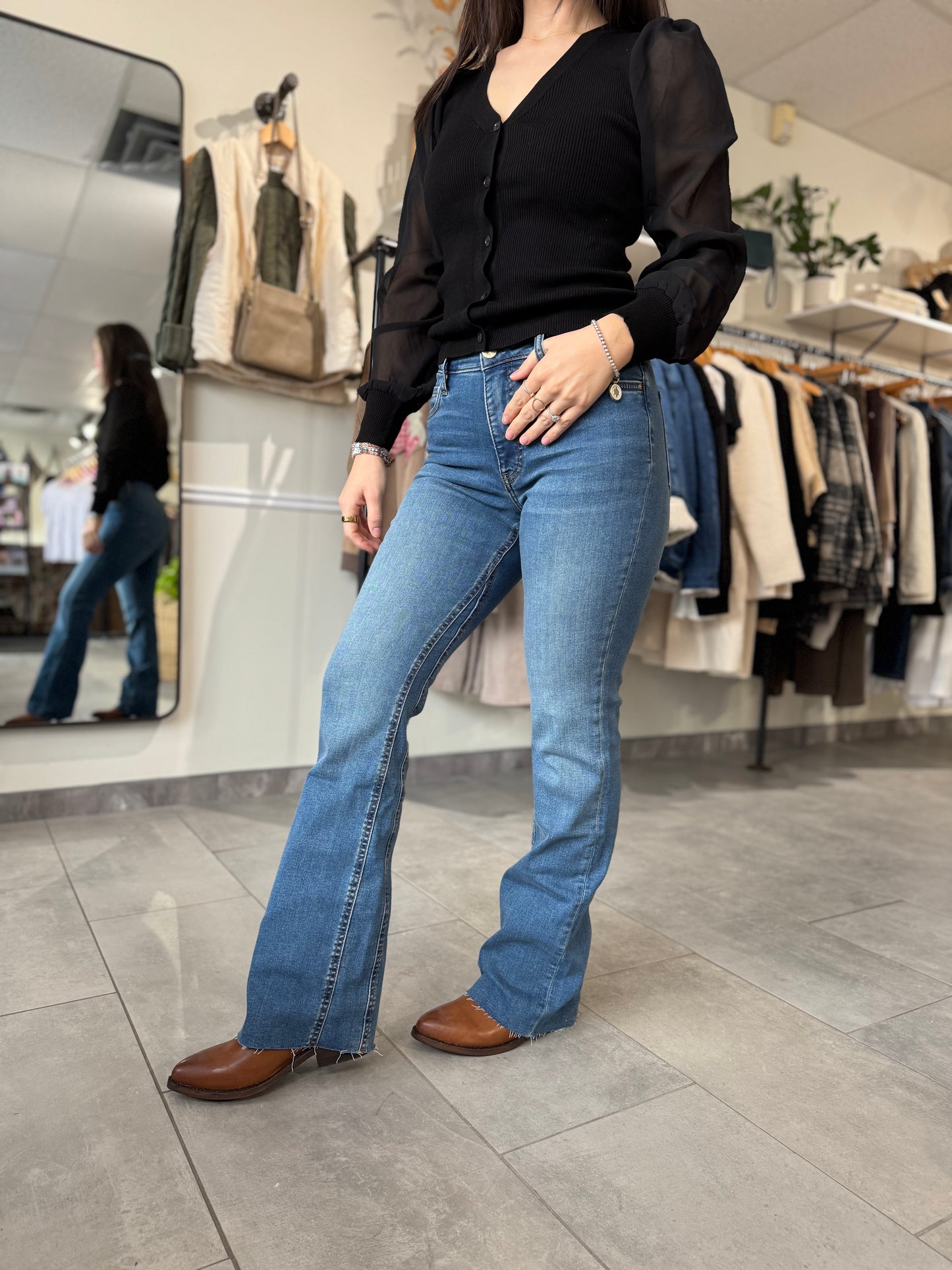 Kelly High Rise Flare Jeans | Senses