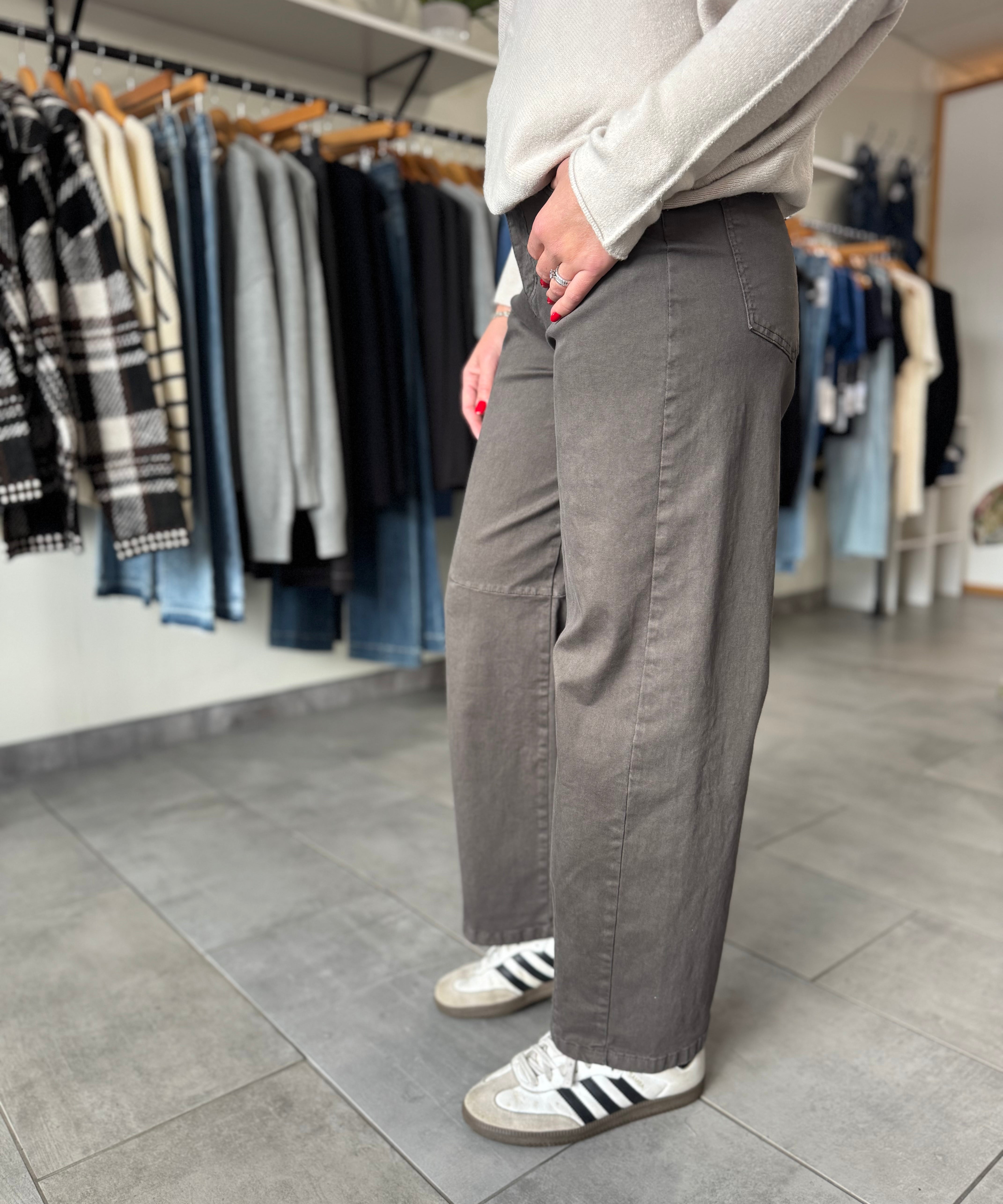 High Waist Barrel Pants | Chocolate Brown