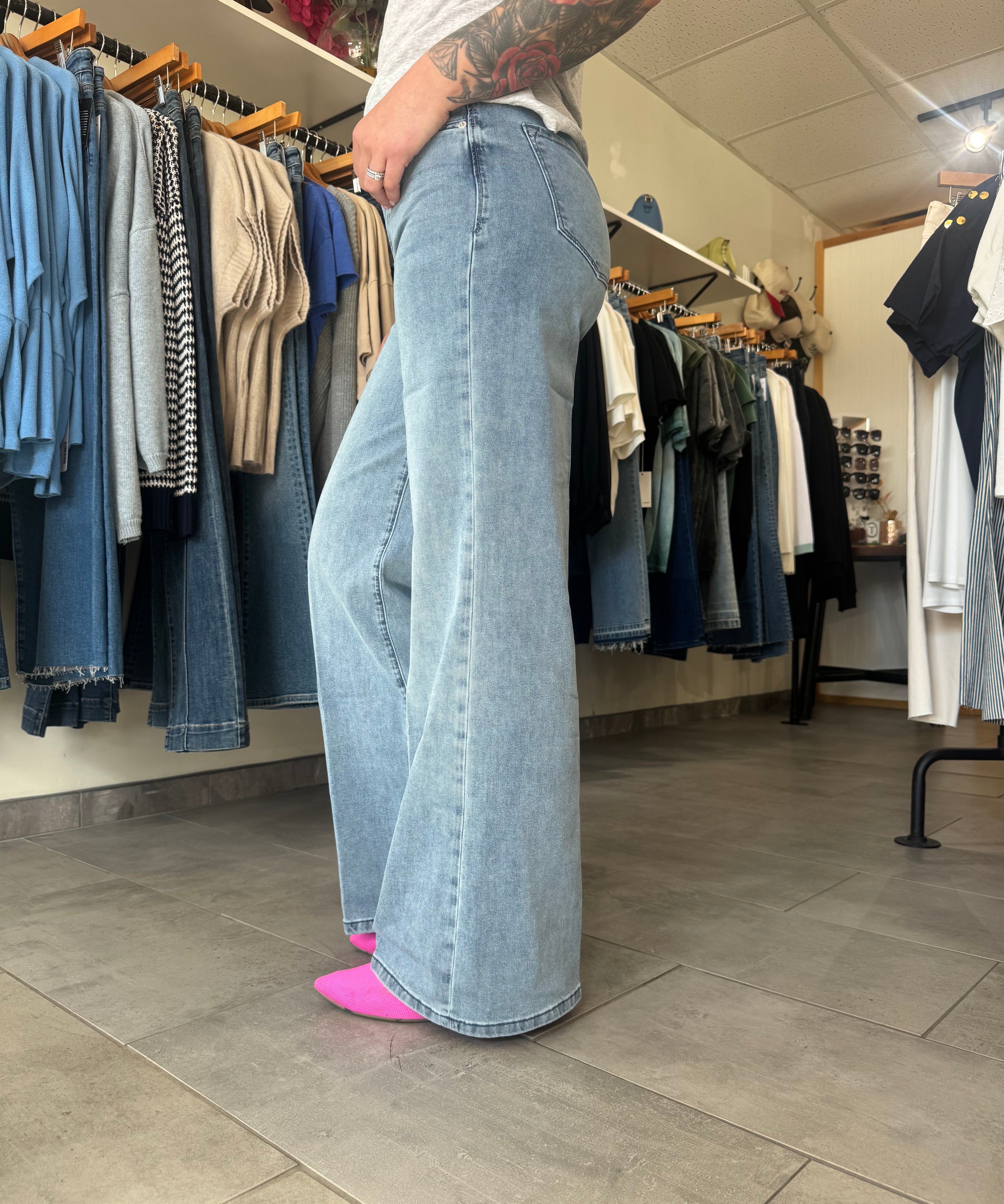 Fiona High Rise Wide Leg Jeans | Eclipse