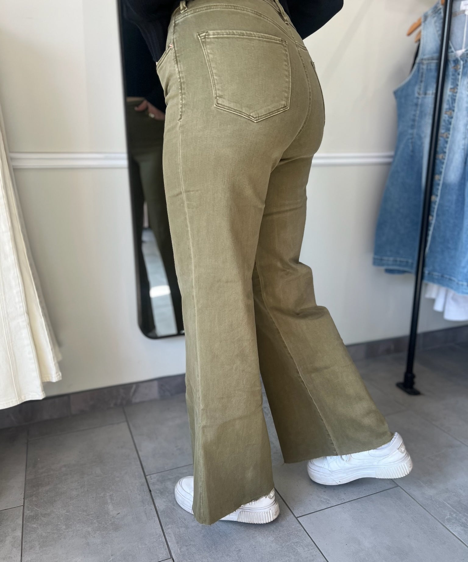 Fiona Wide Leg Jeans - Olive Branch