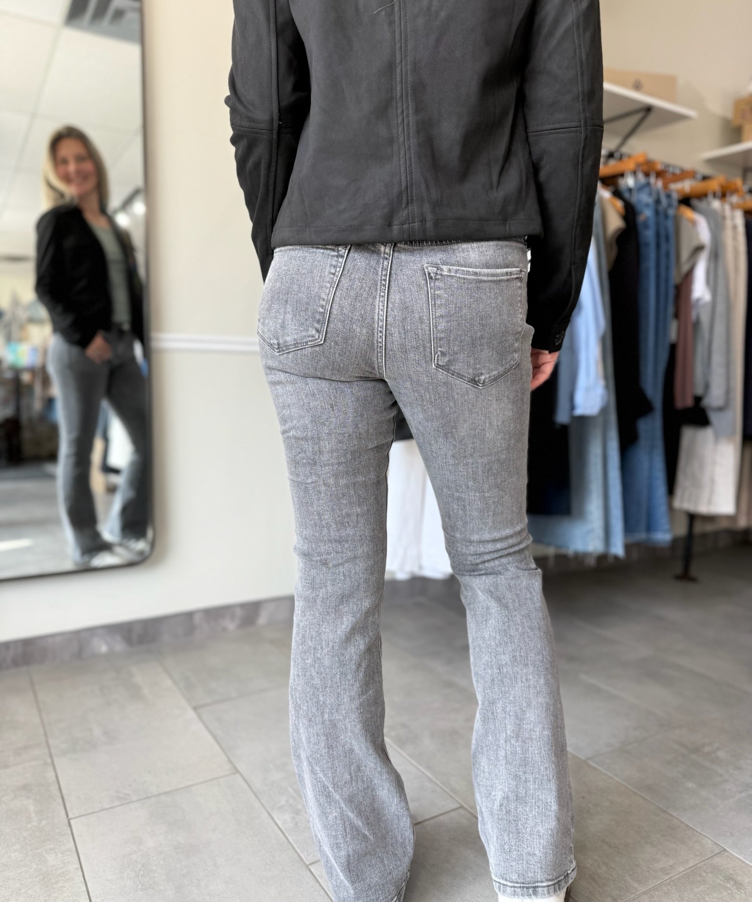 Jaxtyn Bootcut Jeans - Middlebrook