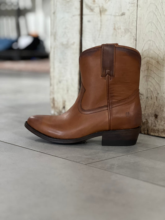 Frye Billy Short |  Cognac