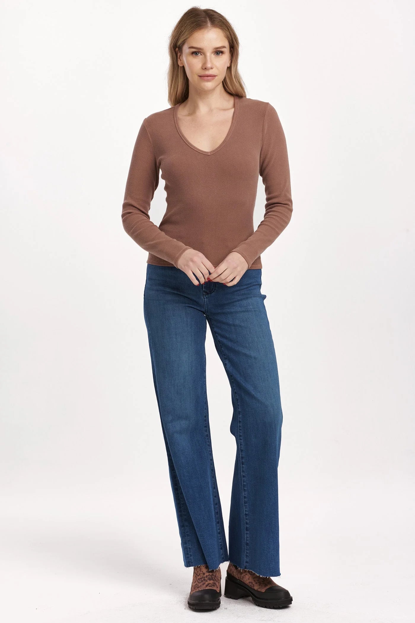 Marlowe V Neck Top image 4