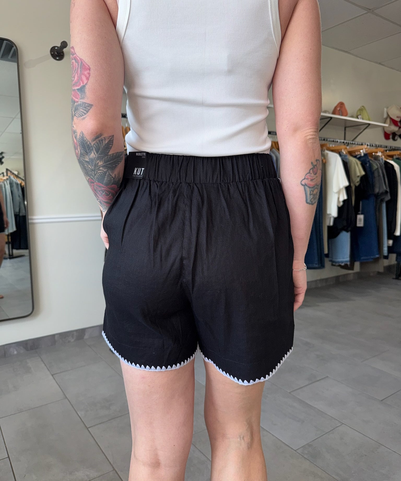 Nicolette Embroidered Shorts