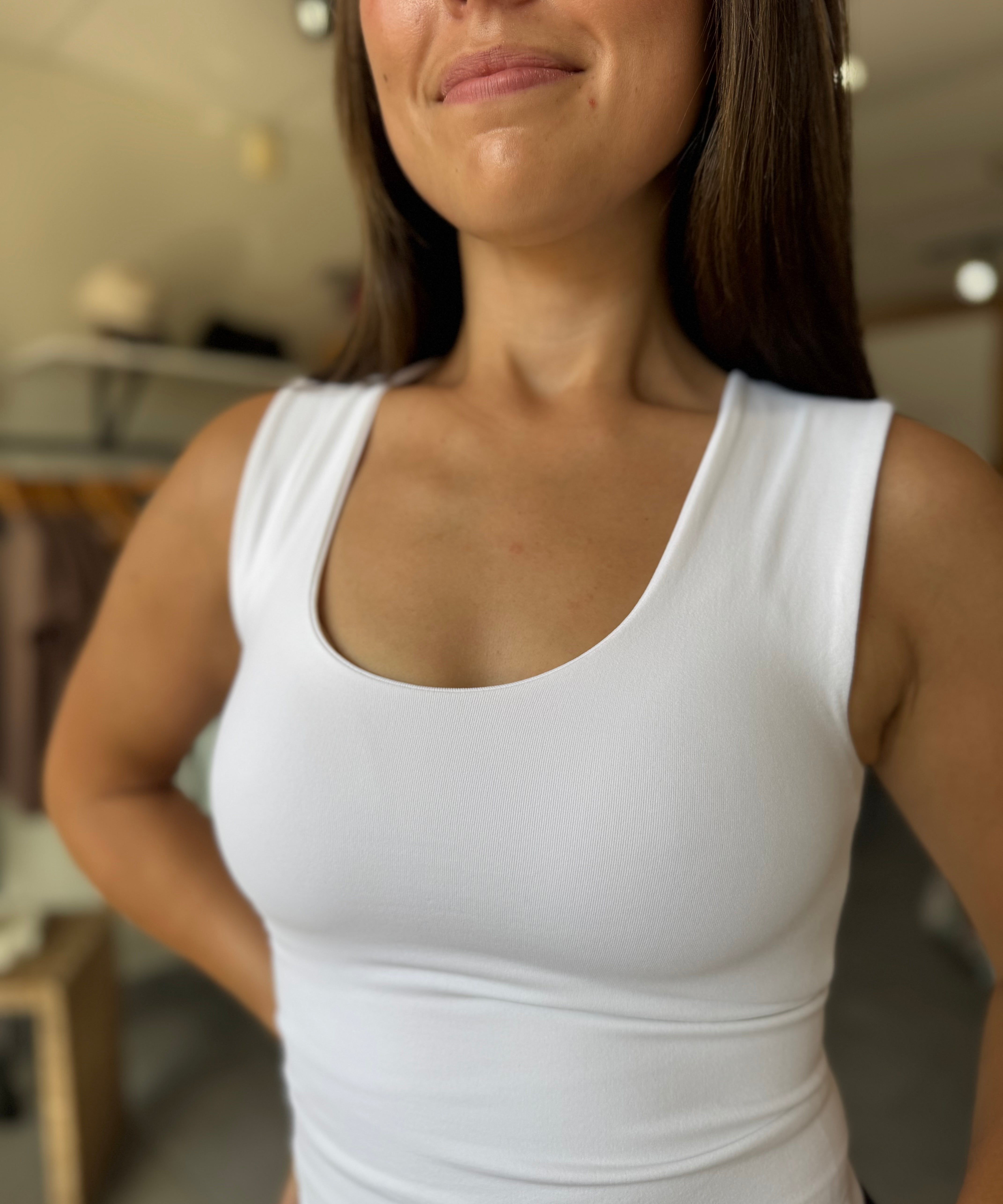 Double Layered Seamless Tank | White