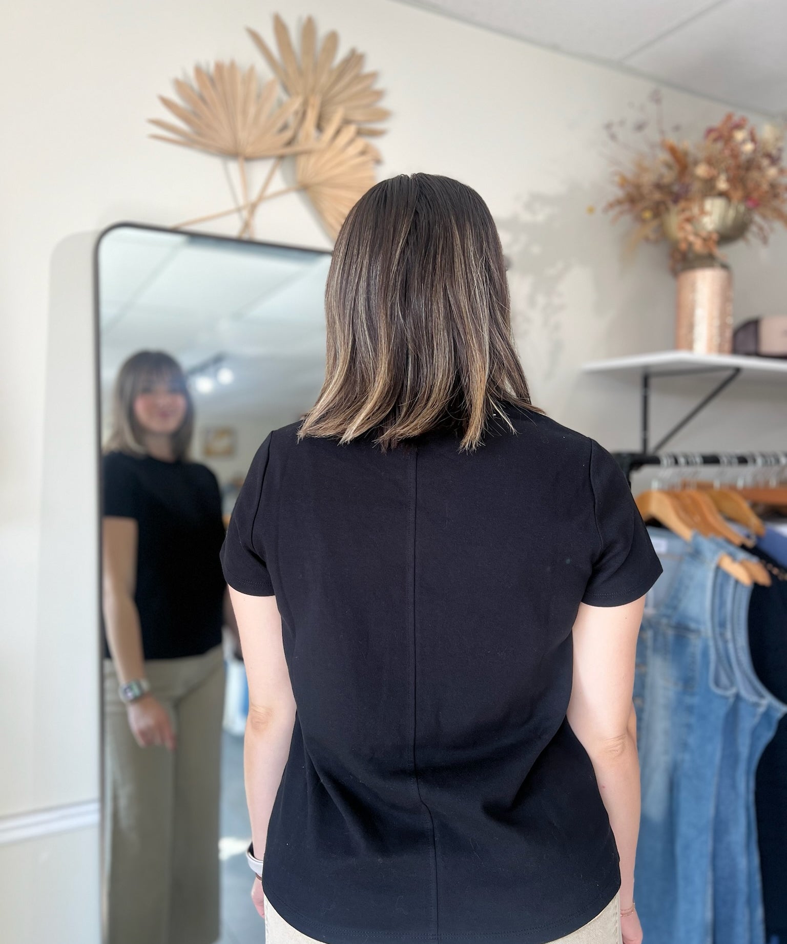 Short Sleeve Crew Neck Tee - Black