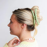 Kaxi Original Hold Everything Claw Clip - Matte Pistachio