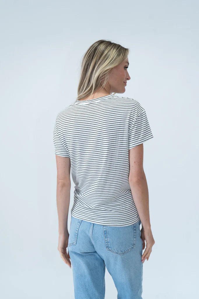 The Kelly Tee (ivory/black)