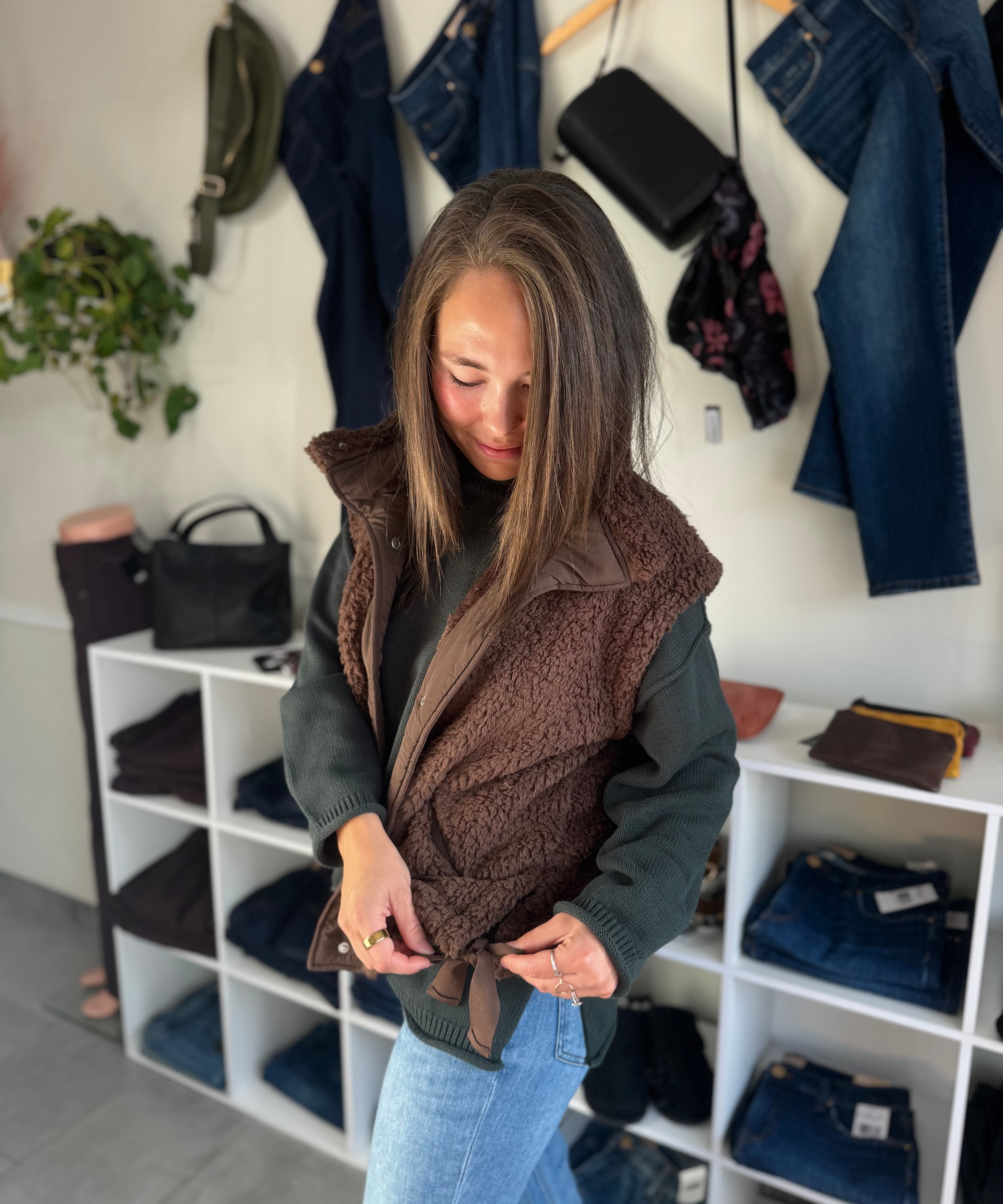Mock Neck Sherpa Vest | Coco