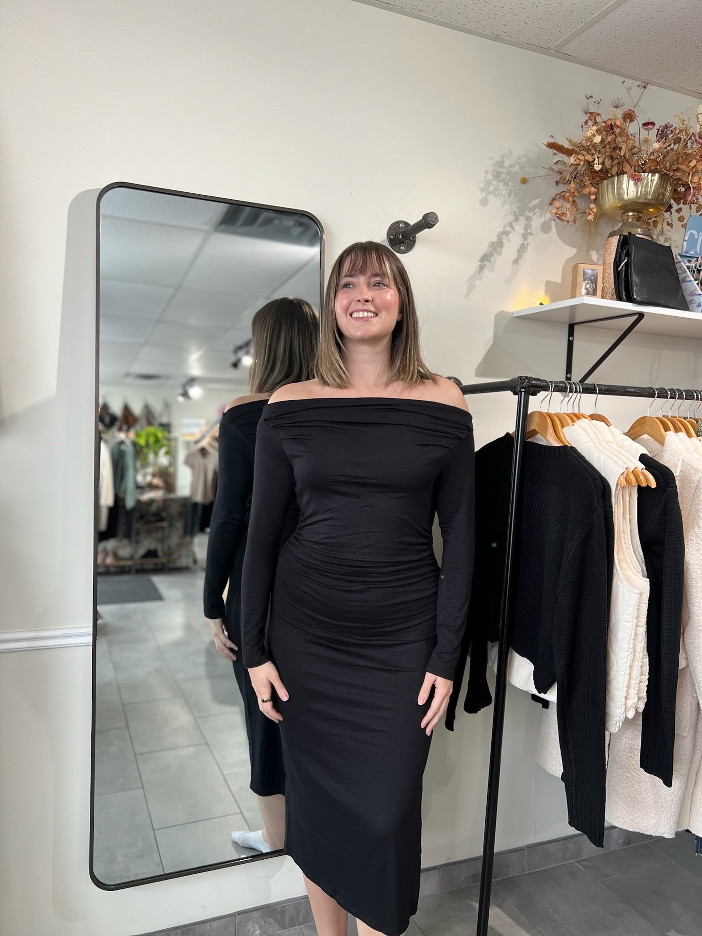 Off the Shoulder Maxi Dress | Black