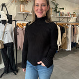 Hera Sweater - Black
