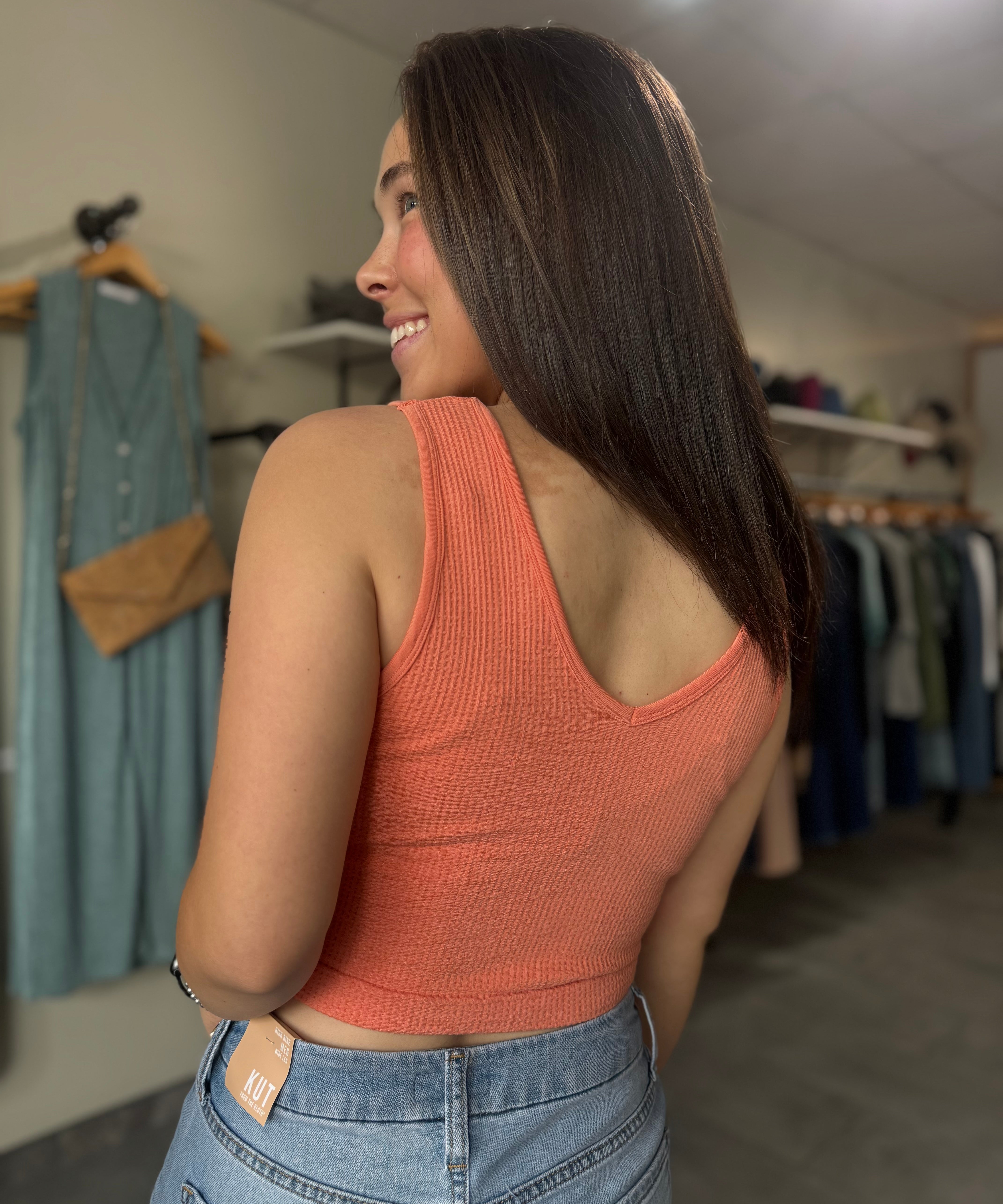 Seamless Reversible U-V Neck Tank | Peach Sorbet