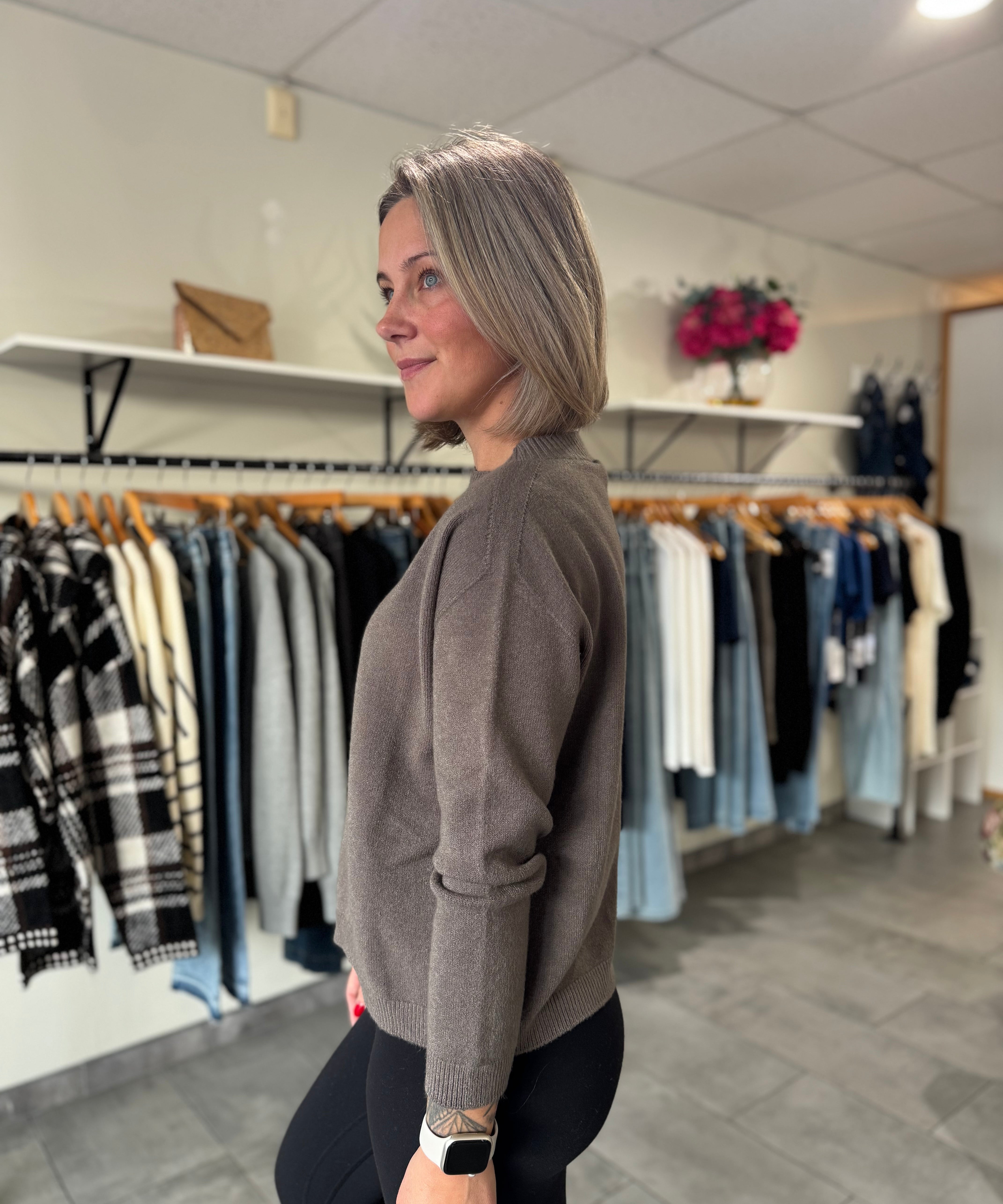 Crew Neck Knit Sweater | Dark Mocha