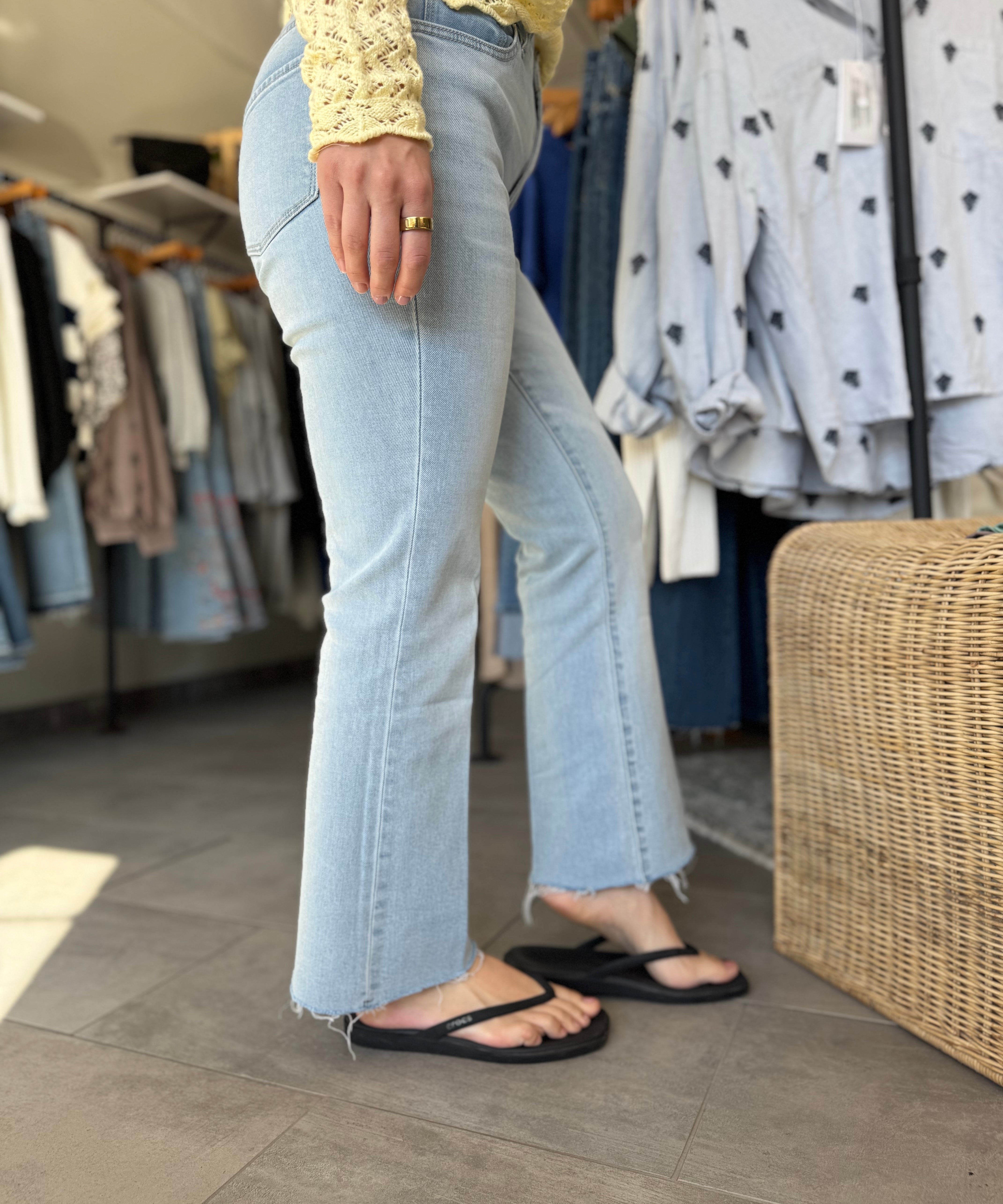 Jeanne Mid Rise Crop Flare Jeans | Misty Cloud