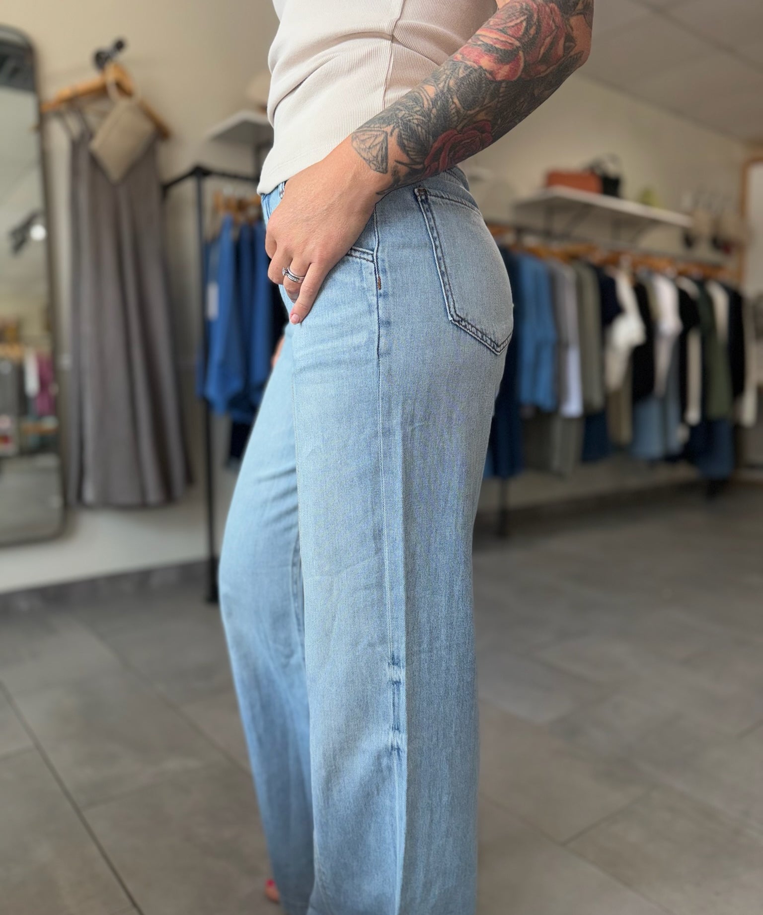 Jodi High Rise Wide Leg Jeans | Core