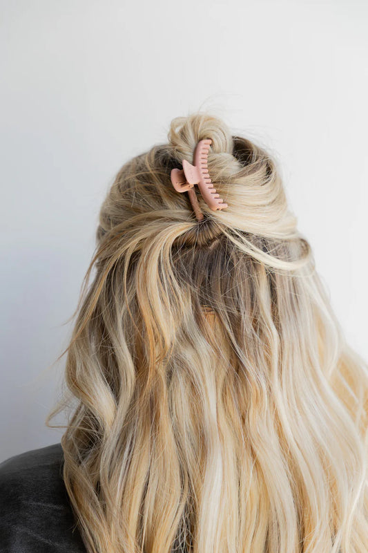 Kaxi Mini Hold Everything Claw Clip - Matte Champagne