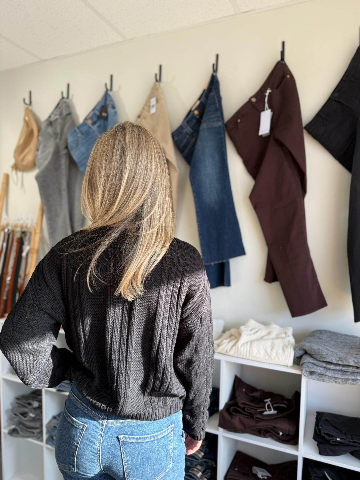 Niasha Cable Knit Crew Neck Sweater