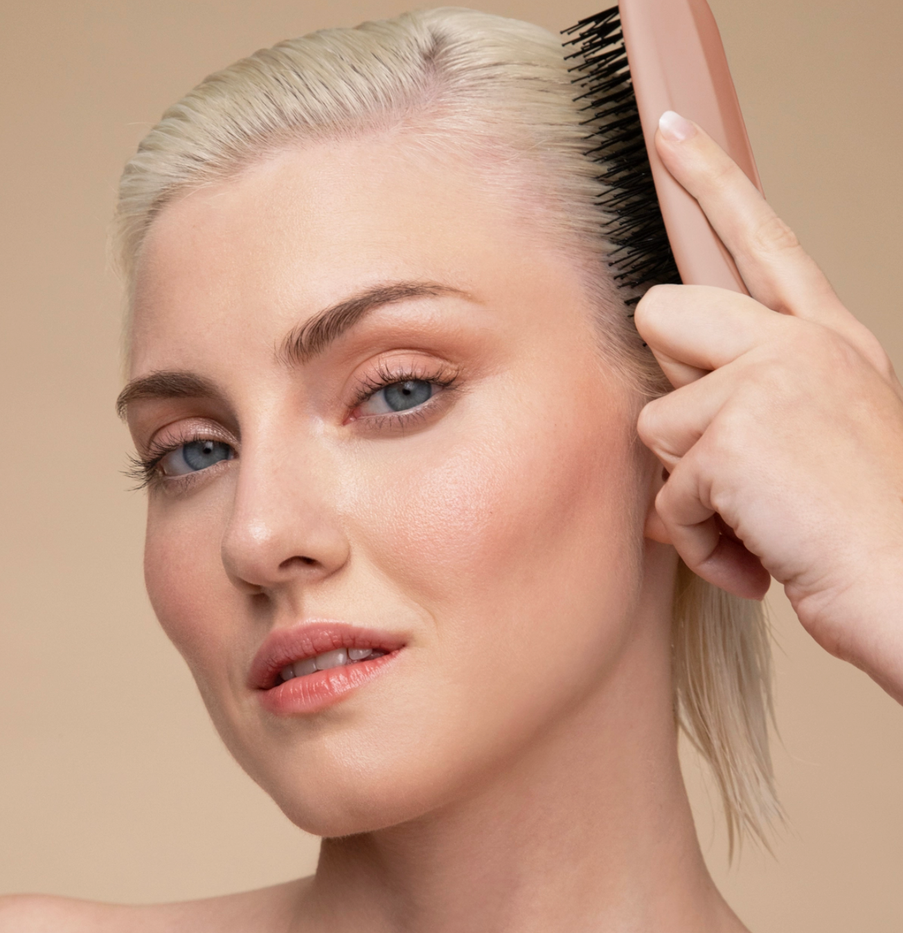Kitsch Scalp Renewal Brush | Terracotta