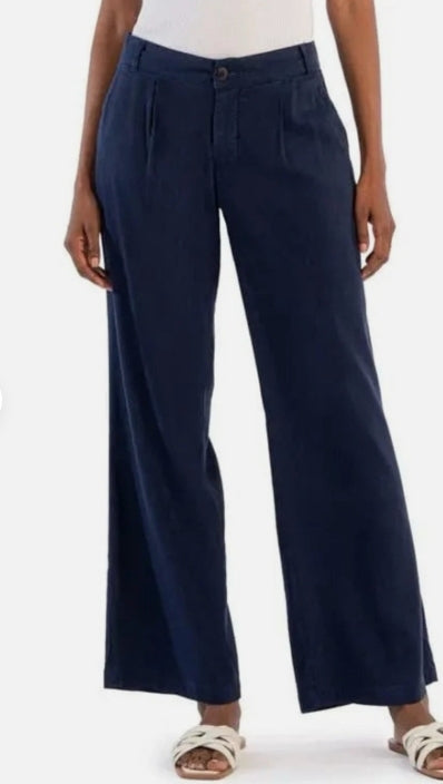 Pippa-Pleated Pants With Pockets - Navy