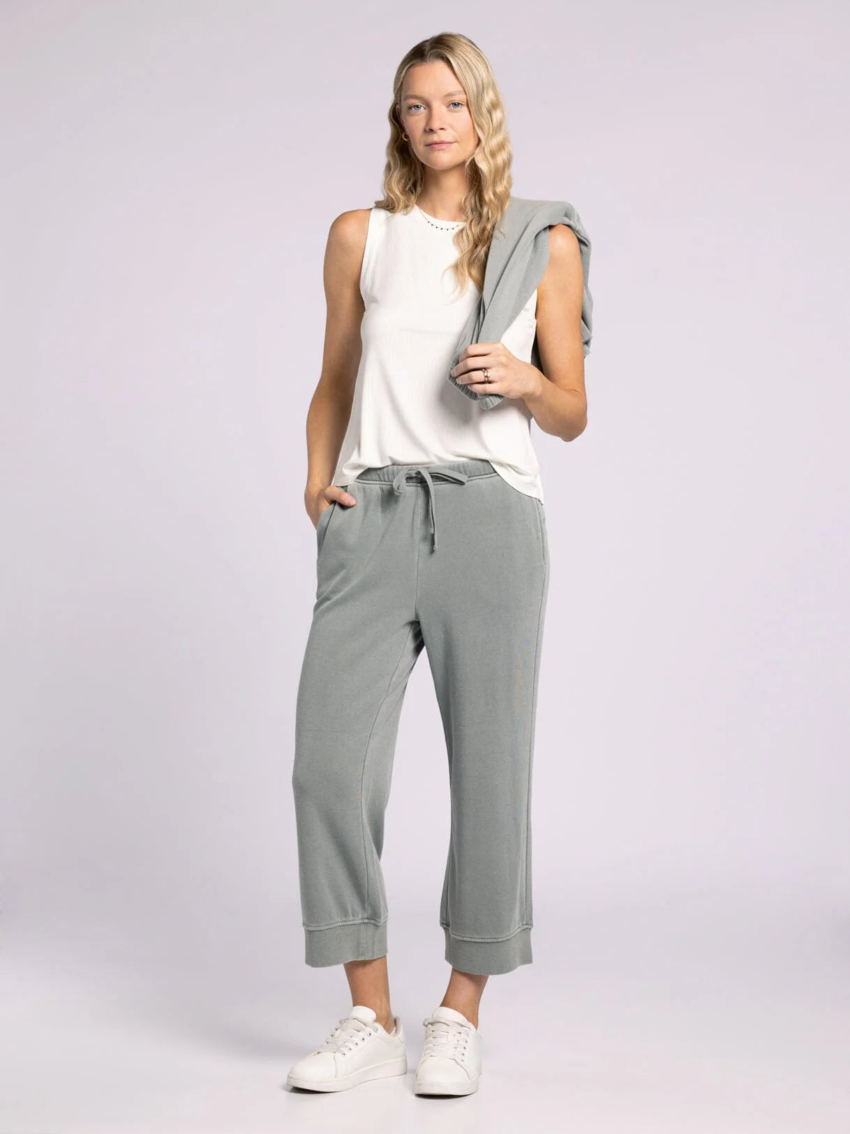 Canton Cropped Drawstring Pants – Forest Fog