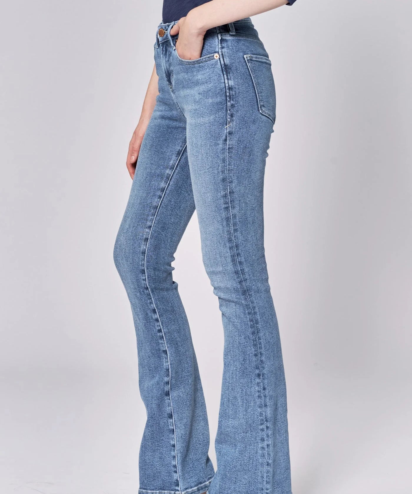 Jaxtyn Bootcut Jeans - Lovelle image 1
